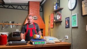 Leia mais sobre o artigo Qual CNPJ abrir para comércio de carne e assados?