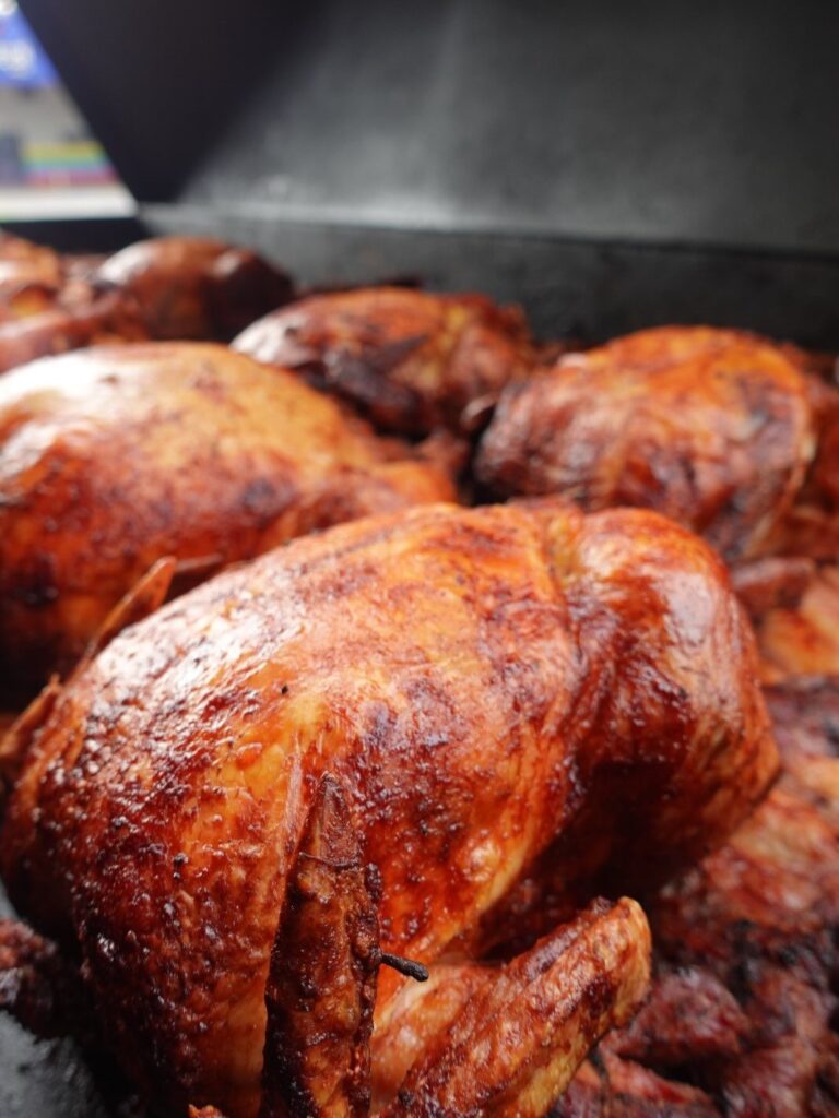 Como não queimar o frango assado: dicas para deixar dourado
